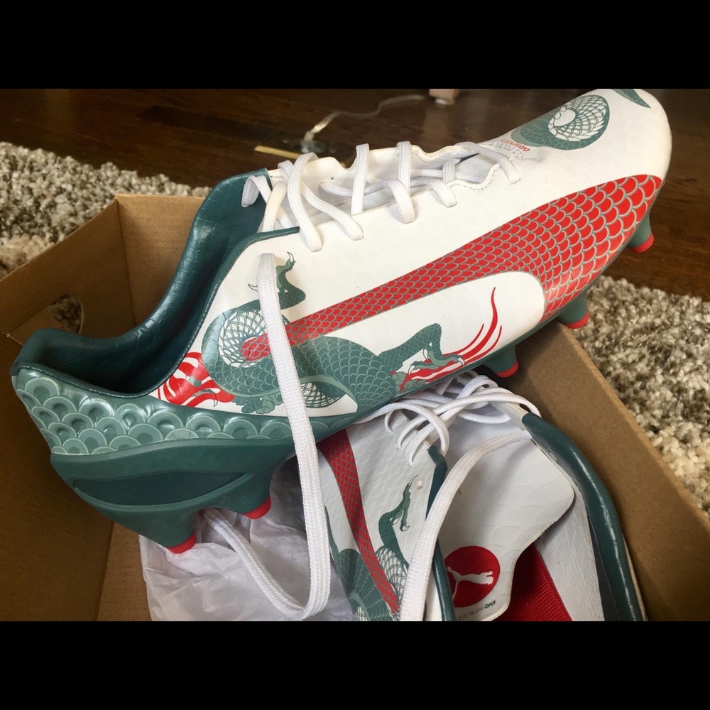 Men’s Sized PUMA Soccer Cleats